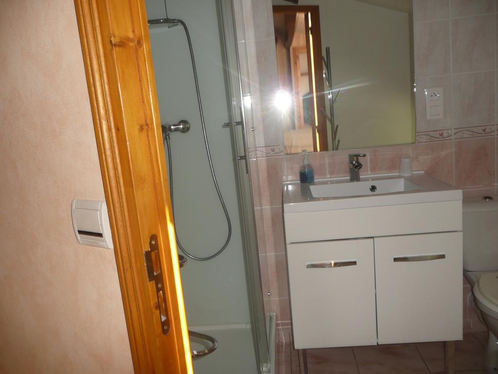 Hotel Galot La Chapelle Gardegan-et-Tourtirac Zewnętrze zdjęcie